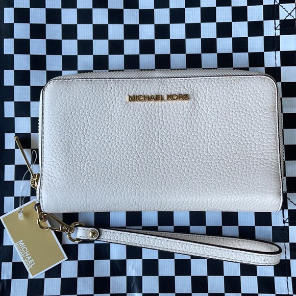 Michael Kors Jet Set Travel Lg Flat Multifunctional Phone Case-Wristlet-Wallet - Picture 1 of 16